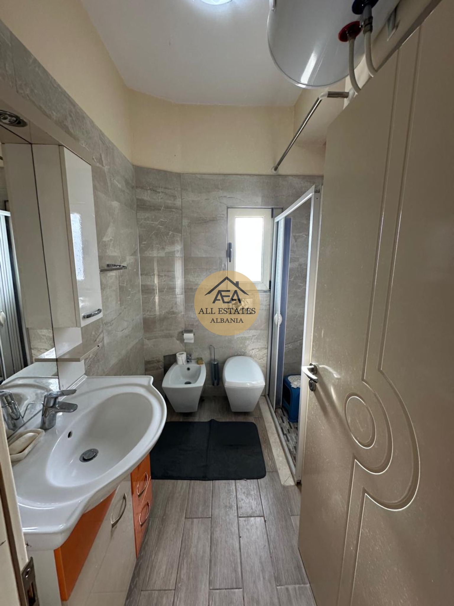 HApartament 3+1 në shitje – Te Dega, Durrës 90 m² Kati 4 pa ashensor Dok. të rregullta 110,000€ 📞 kontakto AEA 069 286 3391 – 4